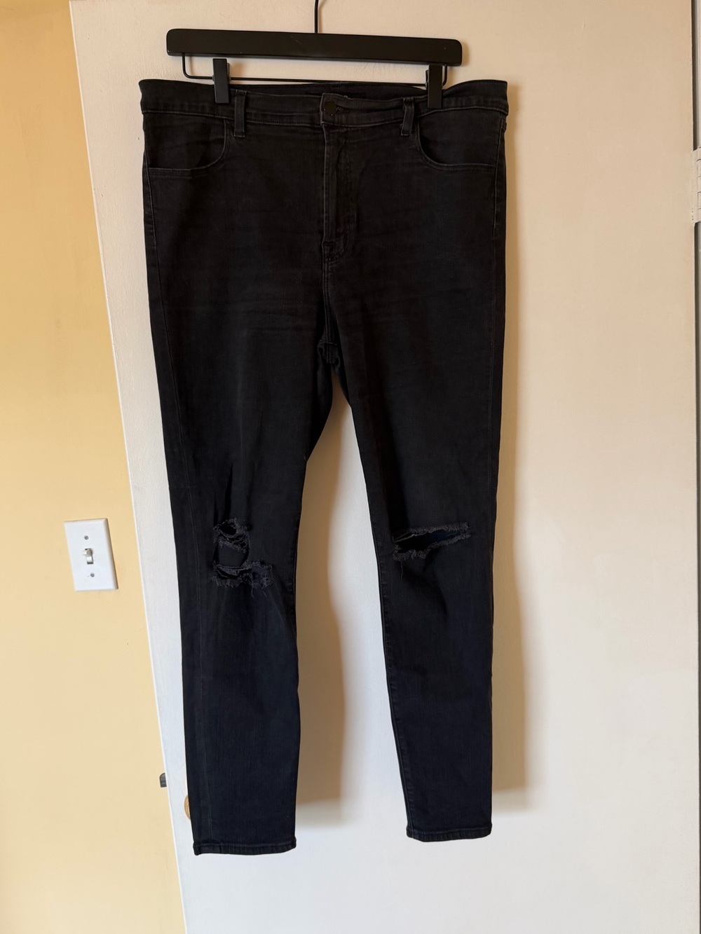 J brand jeans - size 33 - EUC